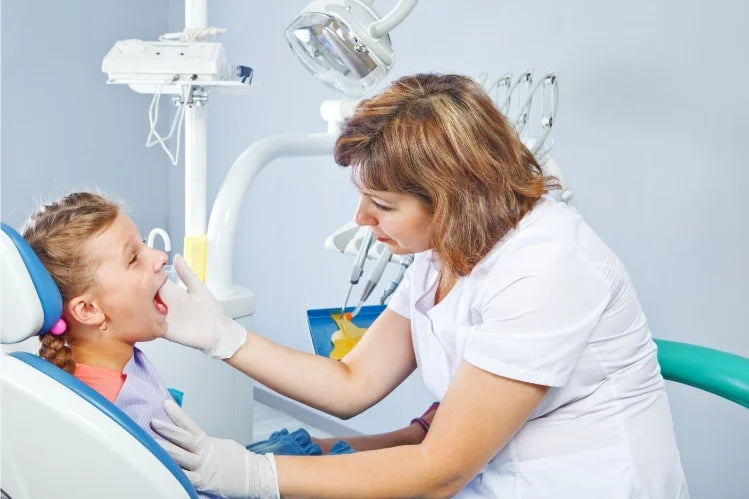 Regelmäßige Zahnarztuntersuchung