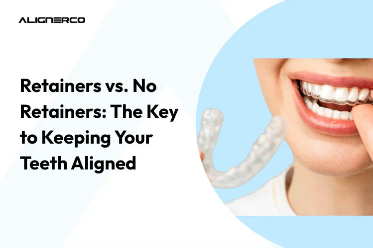 Ein Mädchen lächelt, eine Zahnspange im Mund, die andere in der Hand